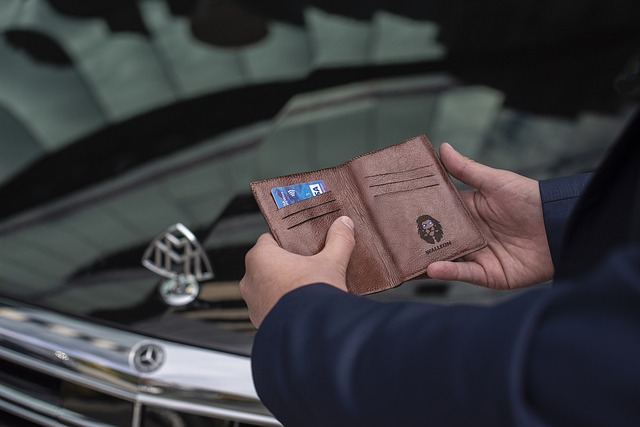De perfecte heren portemonnee kiezen: tips en trends